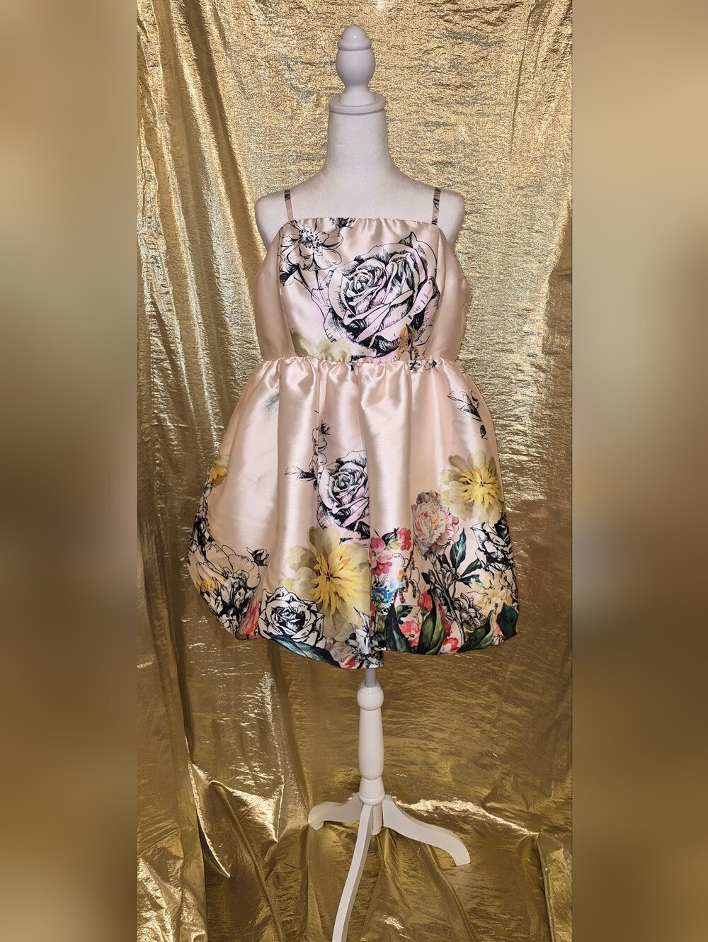 Woman's Pink Floral Satin Party Dress